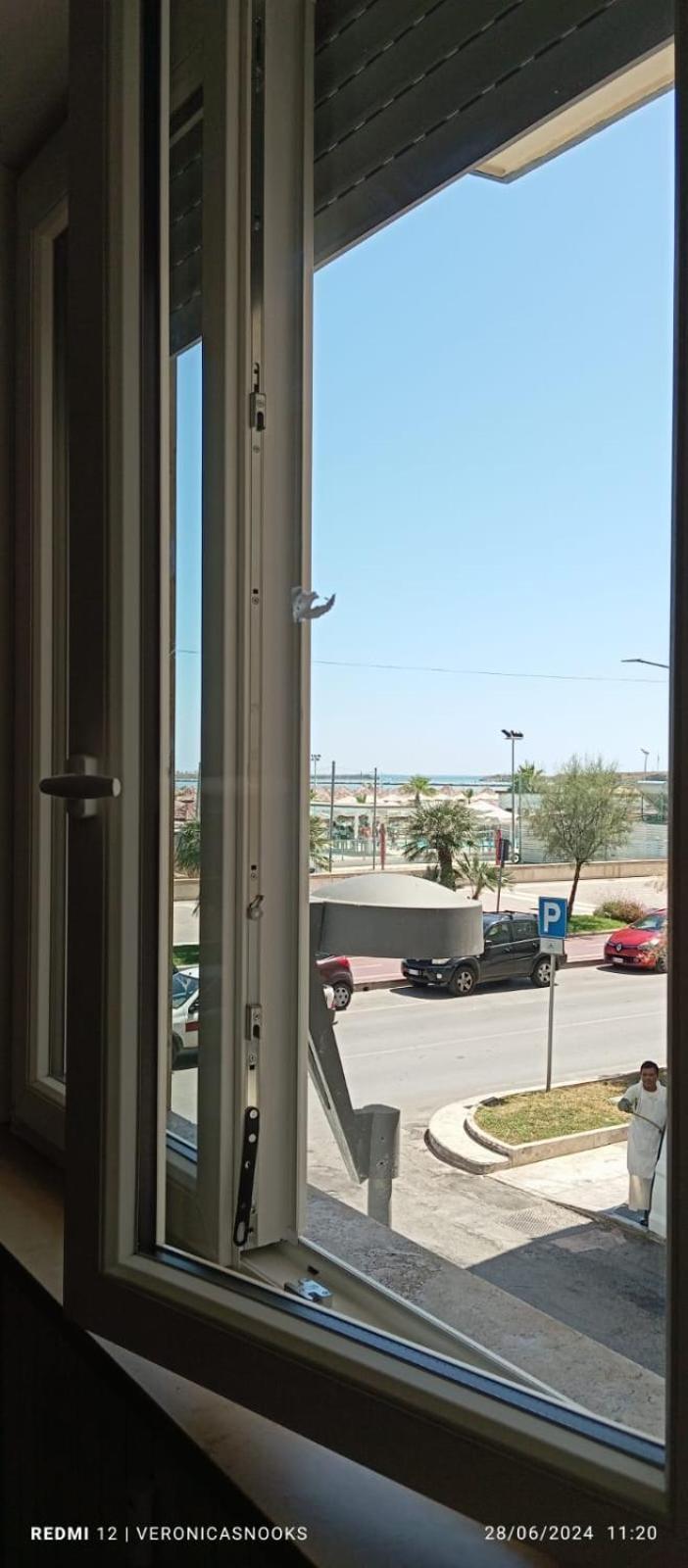 Love House - Apartment On The Beach Pescara Ngoại thất bức ảnh